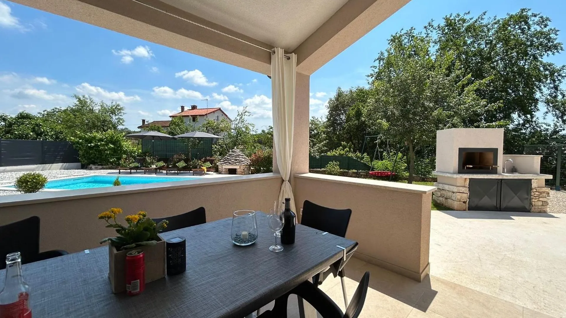 Holiday House Diva With A Pool Svetvincenat